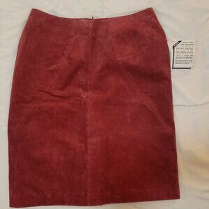 Skirt Raspberry Pink Suede Straight Knee-Length Skirt Size 10 - Women's Spiegel